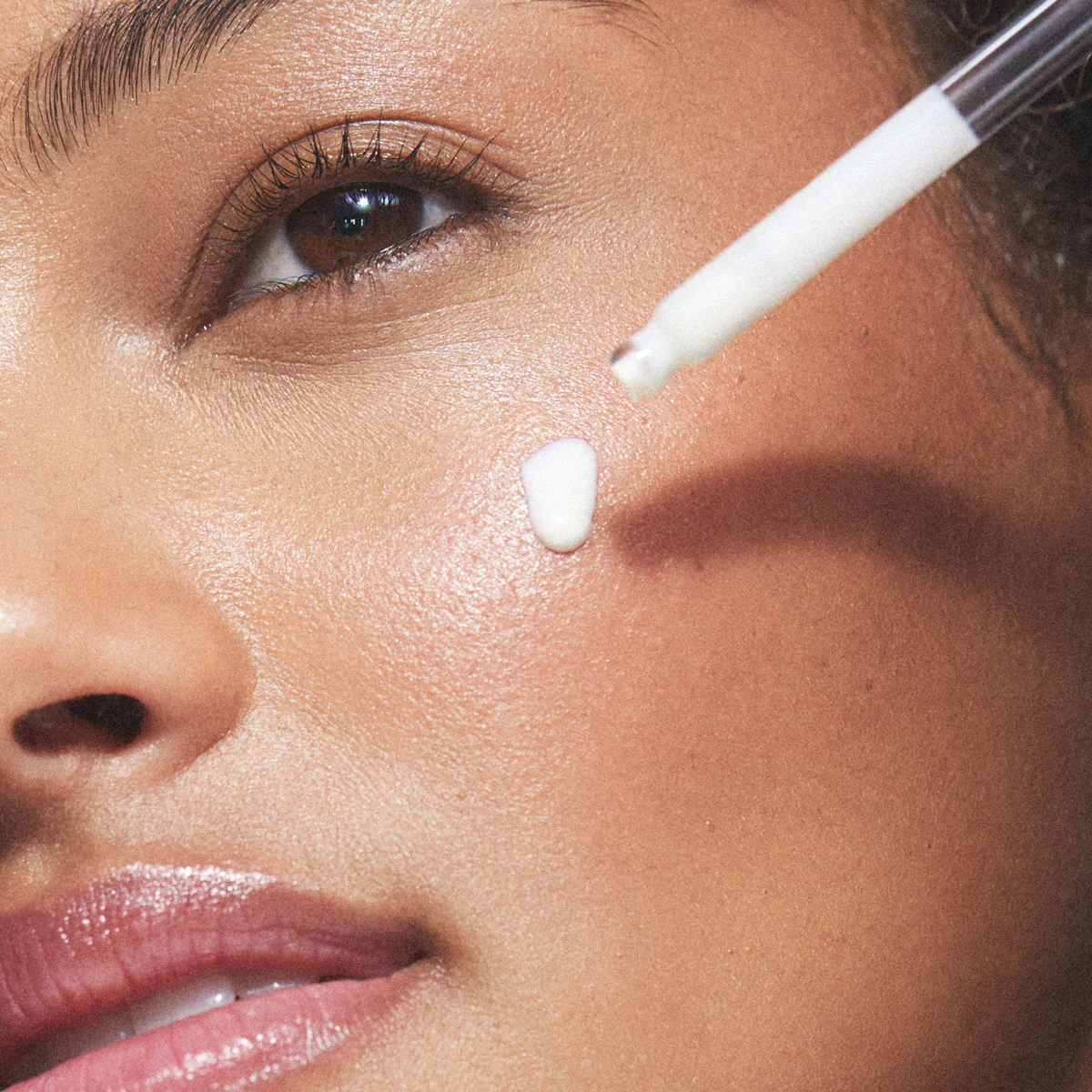 Silky Sun Drops Protection Serum SPF 15 - Archive Sale - Image 3